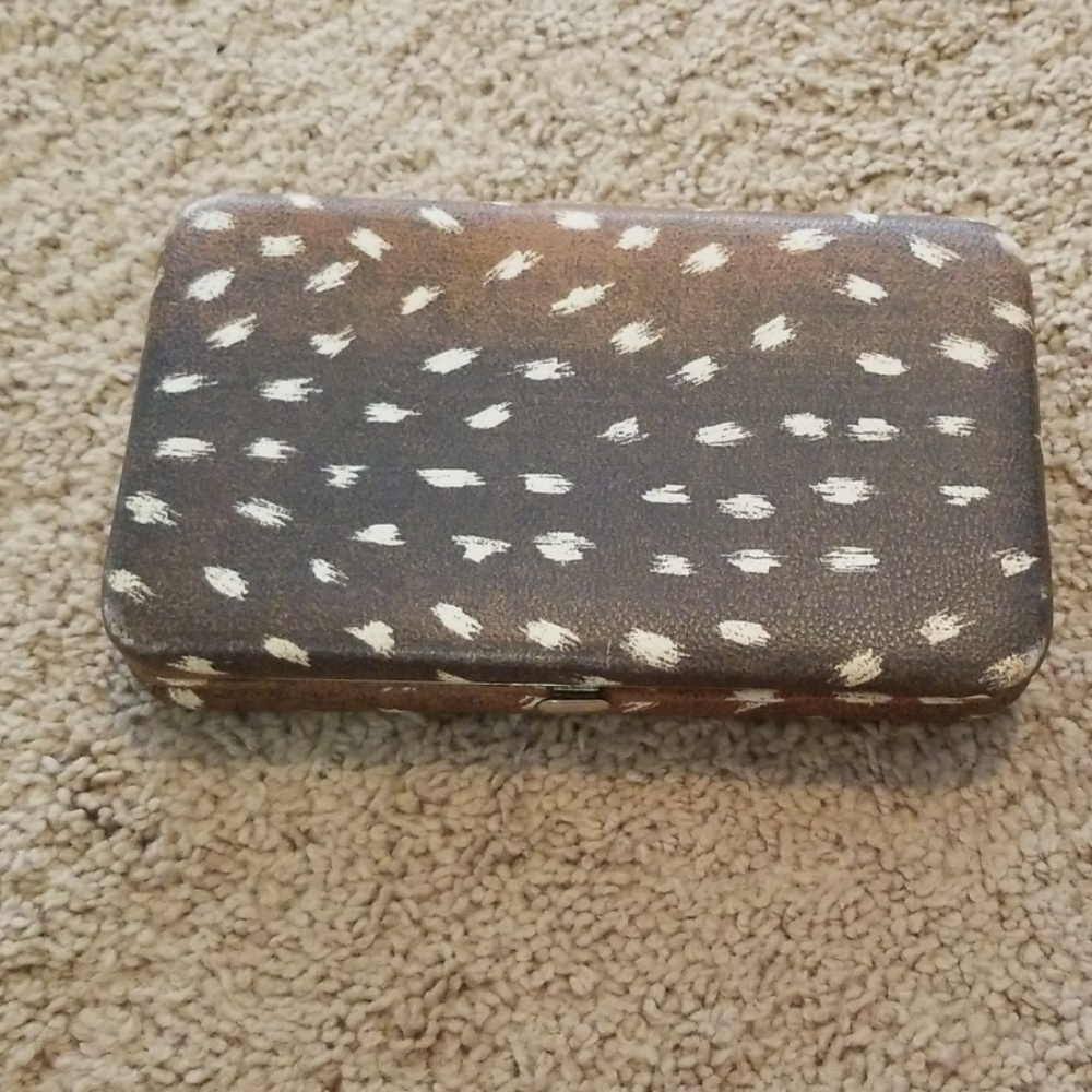 Merona Doe Clutch